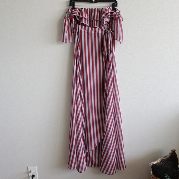 SHEIN Dresses & Skirts - Shein Off The Shoulder Dress